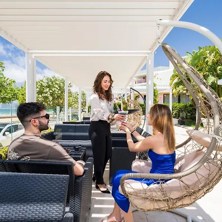 מלון Florida